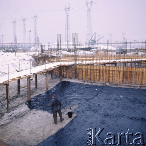 1974, Świerże Górne, Polska.
Elektrownia Kozienice.
Fot. Romuald Broniarek, zbiory Ośrodka KARTA