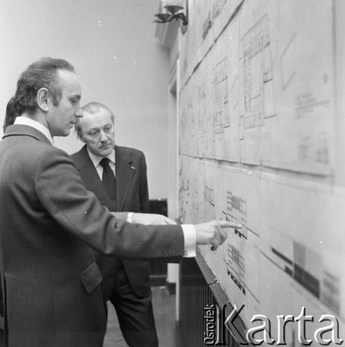 1975, Warszawa, Polska.
Powołanie przez Towarzystwo Przyjaźni Polsko-Radzieckiej komitetu budowy 