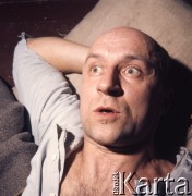1975, Warszawa, Polska.
Aktor Marek Walczewski w Teatrze Ateneum im. Stefana Jaracza.
Fot. Romuald Broniarek, zbiory Ośrodka KARTA