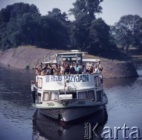 1975, brak miejsca.
VIII Rejs Przyjaźni.
Fot. Romuald Broniarek, zbiory Ośrodka KARTA