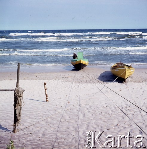 1975, Sztutowo, Polska.
Plaża.
Fot. Romuald Broniarek, zbiory Ośrodka KARTA