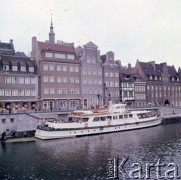 1975, Gdańsk, Polska.
Długie Pobrzeże nad Motławą.
Fot. Romuald Broniarek, zbiory Ośrodka KARTA