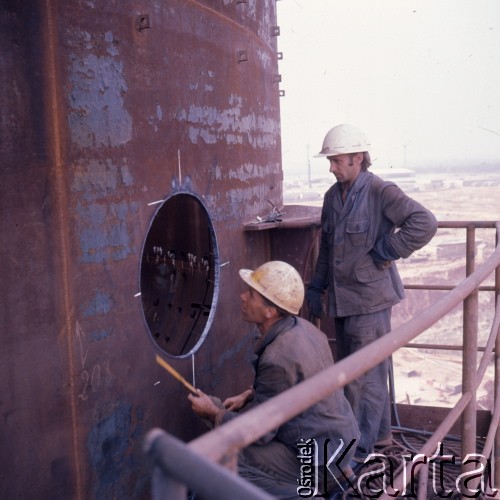 1975, Dąbrowa Górnicza, Polska.
Budowa Huty Katowice.
Fot. Romuald Broniarek, zbiory Ośrodka KARTA
