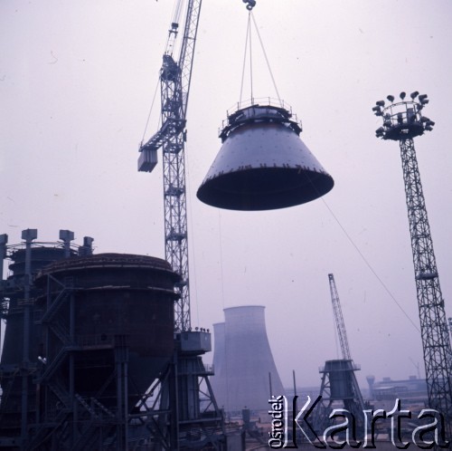 1975, Dąbrowa Górnicza, Polska.
Budowa Huty Katowice.
Fot. Romuald Broniarek, zbiory Ośrodka KARTA
