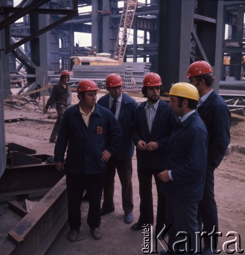 1975, Dąbrowa Górnicza, Polska.
Budowa Huty Katowice.
Fot. Romuald Broniarek, zbiory Ośrodka KARTA
