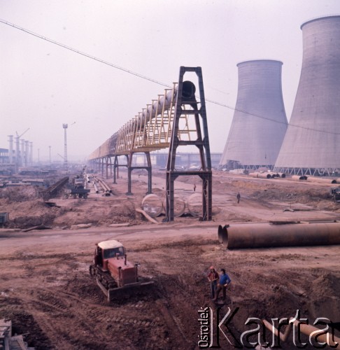 1975, Dąbrowa Górnicza, Polska.
Budowa Huty Katowice.
Fot. Romuald Broniarek, zbiory Ośrodka KARTA
