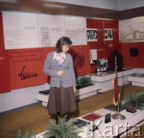 1975, Mysłowice, Polska.
Nauczycielka języka rosyjskiego.
Fot. Romuald Broniarek, zbiory Ośrodka KARTA
