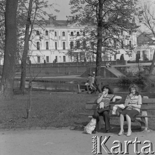 1977, Białystok, Polska.
Park i Pałac Branickich. 
Fot. Romuald Broniarek, zbiory Ośrodka KARTA