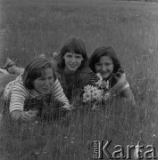 1977, Polska.
Dziewczęta.
Fot. Romuald Broniarek, zbiory Ośrodka KARTA