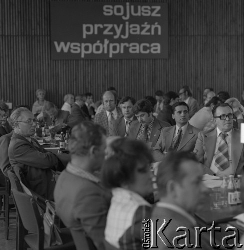 1978, Warszawa, Polska.
XIII Konferencja Sprawozdawczo-Wyborcza TPPR Stołecznego Województwa Warszawskiego. Hasło: 