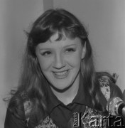 Kwiecień 1979, Polska.
Pieśniarka rosyjska Żanna Biczewska.
Fot. Romuald Broniarek, zbiory Ośrodka KARTA