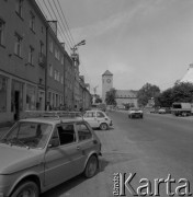 1985, Szczytno, Polska.
Ulica i Zamek w tle.
Fot. Romuald Broniarek, zbiory Ośrodka KARTA