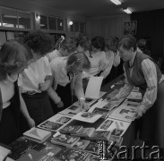 1986, Łódź, Polska.
Zakładowy Dom Kultury Łódzkich Zakładów Przemysłu Bawełnianego im. Obrońców Pokoju 