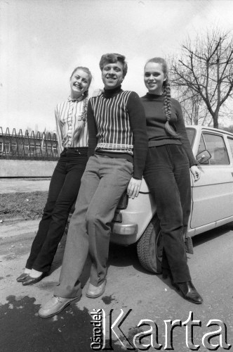 Maj 1982, Tarnów, Polska.
Uczestnicy eliminacji do XVIII Festiwalu Piosenki Radzieckiej.
Fot. Romuald Broniarek, zbiory Ośrodka KARTA