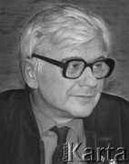 Lata 80., Polska.
Jan Józef Lipski, portret.
Fot. NN, zbiory Ośrodka KARTA
   
