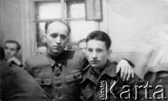 1955, Miaundża, Magadańska obł., Kołyma, ZSRR.
Więźniowie łagru D-2, Jozef Waszkiewicz (z lewej) i Jan Michaluk.
Fot. NN, zbiory Ośrodka KARTA, udostępnił Jan Michaluk.



