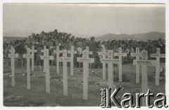 01.11.1942, Teheran, Iran.
Msza polowa na polskim cmentarzu w Zaduszki.
Fot. Zygmunt Klemensiewicz, kolekcja Anny Skoczylas, zbiory Fundacji Ośrodka KARTA