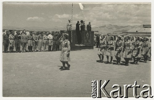 03.05.1943, Teheran, Iran.
Defilada harcerska podczas święta 3 Maja.
Fot. Zygmunt Klemensiewicz, kolekcja Anny Skoczylas, zbiory Fundacji Ośrodka KARTA