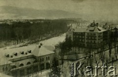1939-1941, Rumunia.
Panorama miasteczka w górach.
Fot. Zbigniew Suchodolski, zbiory Ośrodka KARTA