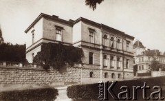 1900-1914 (?), Lwów, Austro-Węgry.
 Park Kościuszki, willa Zacharewicza.
 Fot. NN, zbiory Ośrodka KARTA, udostępnił Jurij Karpenczuk
   
