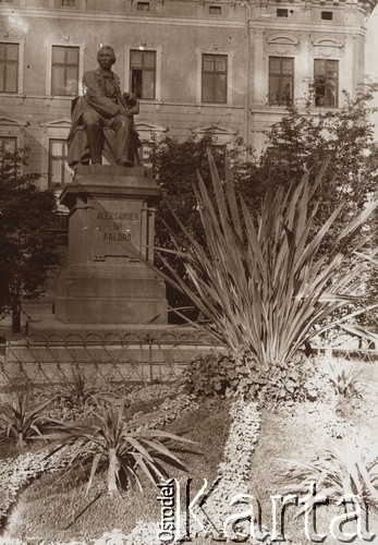 1900-1914, Lwów, Austro-Węgry.
 Pomnik Aleksandra Fredro.
 Fot. NN, zbiory Ośrodka KARTA, udostępnił Jurij Karpenczuk
   
