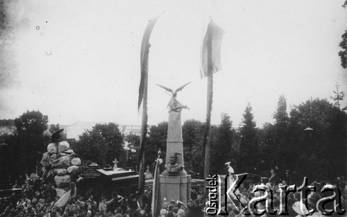 1900-1914, Lwów, Austro-Węgry.
 Uroczystość na cmentarzu, Pogrzeb.
 Fot. NN, zbiory Ośrodka KARTA, udostępnił Jurij Karpenczuk
   
