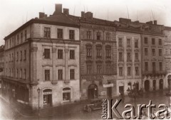 1918-1939, Lwów, Polska.
 Północna pierzeja Rynku, kamienice nr 33 
