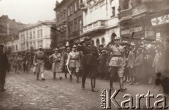 1928, Lwów, Polska.
 Parada wojskowa.
 Fot. NN, zbiory Ośrodka KARTA, udostępnił Jurij Karpenczuk
   
