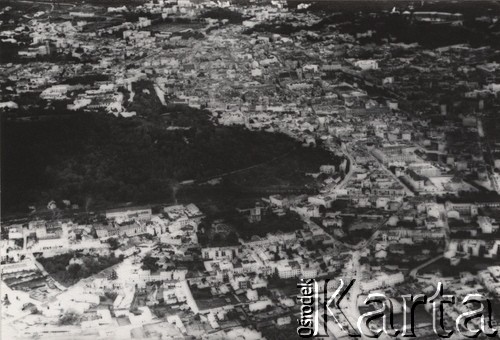 1918-1939, Lwów, Polska.
Panorama miasta, fotografia lotnicza.
Fot. NN, zbiory Ośrodka KARTA, udostępnił Jurij Karpenczuk
   
