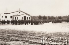 1900-1914, Lwów, Austro-Węgry.
 Żołnierze austriaccy na placu w koszarach.
 Fot. NN, zbiory Ośrodka KARTA, udostępnił Jurij Karpenczuk
   
