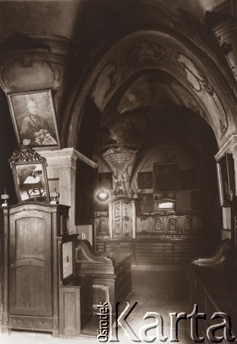 1900-1939, Lwów.
 Zakrystia jednego z kościołów.
 Fot. NN, zbiory Ośrodka KARTA, udostępnił Jurij Karpenczuk
    
