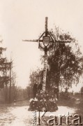 1916, Lwów
 Krzyż na cmentarzu ku czci Legionistów Poległych w latach 1914-1915.
 Fot. NN, zbiory Ośrodka KARTA, udostępnił Jurij Karpenczuk
   
