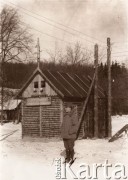 1915, okolice Lwowa, Austro-Węgry.
Transformator nr 9, przed budynkiem stoi żołnierz austriacki.
Fot. NN, zbiory Ośrodka KARTA, udostępnił Jurij Karpenczuk