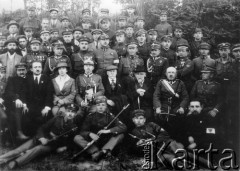 1919, Lwów, Polska.
Władze miasta i grupa żołnierzy.
Fot. NN, zbiory Ośrodka Karta, udostępnił Jurij Karpenczuk