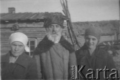 Jesień 1941, Ammała, rejon Kozulski, Krasnojarski Kraj, ZSRR.
Kołchoz 