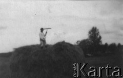 Lato 1941, Ammała, rejon Kozulski, Krasnojarski Kraj, ZSRR.
Kołchoz 