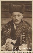 1911, prawdopodobnie Czarnohora.
Portret Hucuła.
Fot. NN, zbiory Ośrodka KARTA