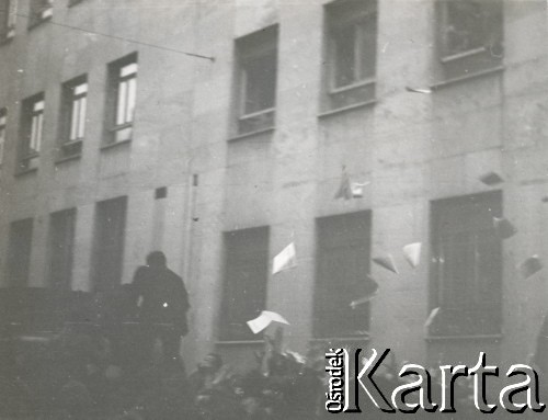 23.10 - 4.11.1956, Budapeszt, Węgry.
Rewolucja węgierska - ulice Budapesztu podczas zamieszek.
Fot. Marian Dudziński, zbiory Ośrodka KARTA