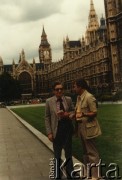 Prawdopodobnie 1984, Londyn, Wielka Brytania.
Zdzisław Najder z Markiem Walickim na wycieczce.
Fot. NN, kolekcja Zdzisława Najdera, zbiory Ośrodka KARTA.