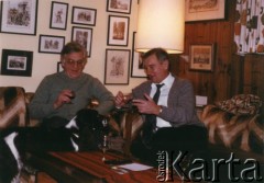 20.11.1992, Falls Church, Stany Zjednoczone.
Zdzisław Najder (po lewej) i Marek Walicki.
Fot. NN, kolekcja Zdzisława Najdera, zbiory Ośrodka KARTA.