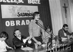 1981, Sosnowiec, Polska.
Spotkanie strajkujących górników z KWK Sosnowiec z przedstawicielami 