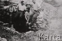 1941, Francja.
 Niemieccy żołnierze.
 Fot. NN, zbiory Ośrodka KARTA, udostępnił Stanisław Blichiewicz
   
