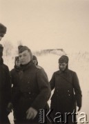 Zima 1942, ZSRR.
 Żołnierze Wehrmachtu na froncie wschodnim.
 Fot. NN, zbiory Ośrodka KARTA, udostępnił Stanisław Blichiewicz
   
