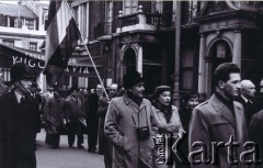 22.04.1956, Londyn, Wielka Brytania.
Antysowiecka demonstracja emigrantów z Europy Środkowo-Wschodniej,
przemarsz emigrantów z Jugosławii, na transparencie napis 