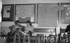 Luty 1981, Warszawa, Polska.
Akademia Medyczna - strajk okupacyjny studentów solidaryzujących się ze studentami w Łodzi. Protestujący studenci, na ścianie wiszą ogłoszenia: 