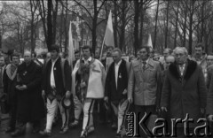 8.03.1981, Poznań, Polska.
Pochód do gmachu Opery Poznańskiej na zjazd zjednoczeniowy NSZZ 