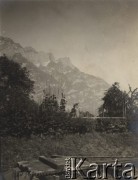1910, Szwajcaria.
Nad jeziorem Zurichskim, fotografia z albumu Zofii i Tadeusza Rittnerów ze zdjęciami amatorskimi robionymi przez nich.
Fot. Zofia lub Tadeusz Rittner, zbiory Ośrodka KARTA, udostępniła Elżbieta Sławikowska
