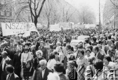 12.05.1981, Warszawa, Polska..
Manifestacja po ogłoszeniu decyzji o rejestracji Niezależnego Samorządnego Związku Zawodowego 