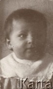 Ok. 1903, Rosja.
Zofia Klukowska (1902-1944), córka Eufrozyny i Juliana Klukowskich.
Fot. NN, zbiory Ośrodka KARTA, udostępniła Joanna Majewska