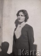 1936-1937, brak miejsca.
Wacława Klukowska (1910-1988) z domu Kostrowska, żona Antoniego Klukowskiego.
Fot. NN, zbiory Ośrodka KARTA, udostępniła Joanna Majewska